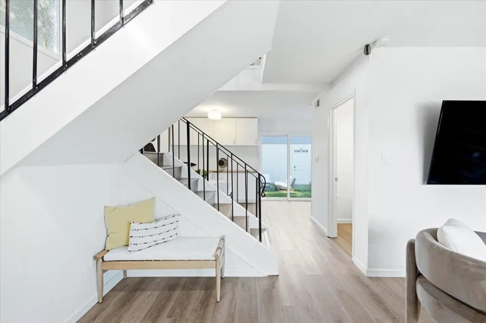 2175 Meadowgate Way San Jose, CA 95132