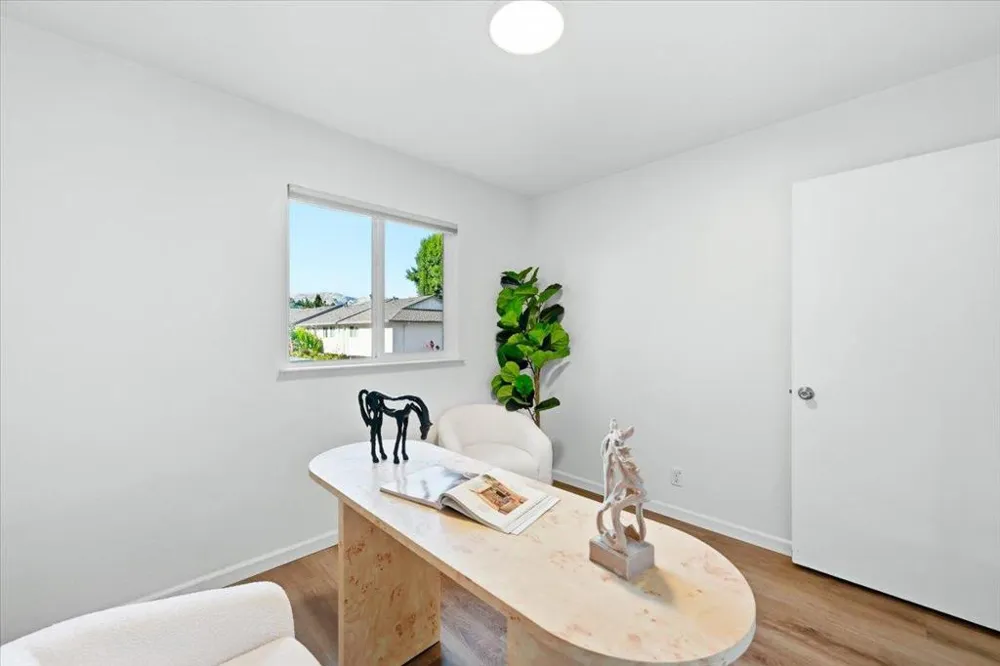 2175 Meadowgate Way San Jose, CA 95132