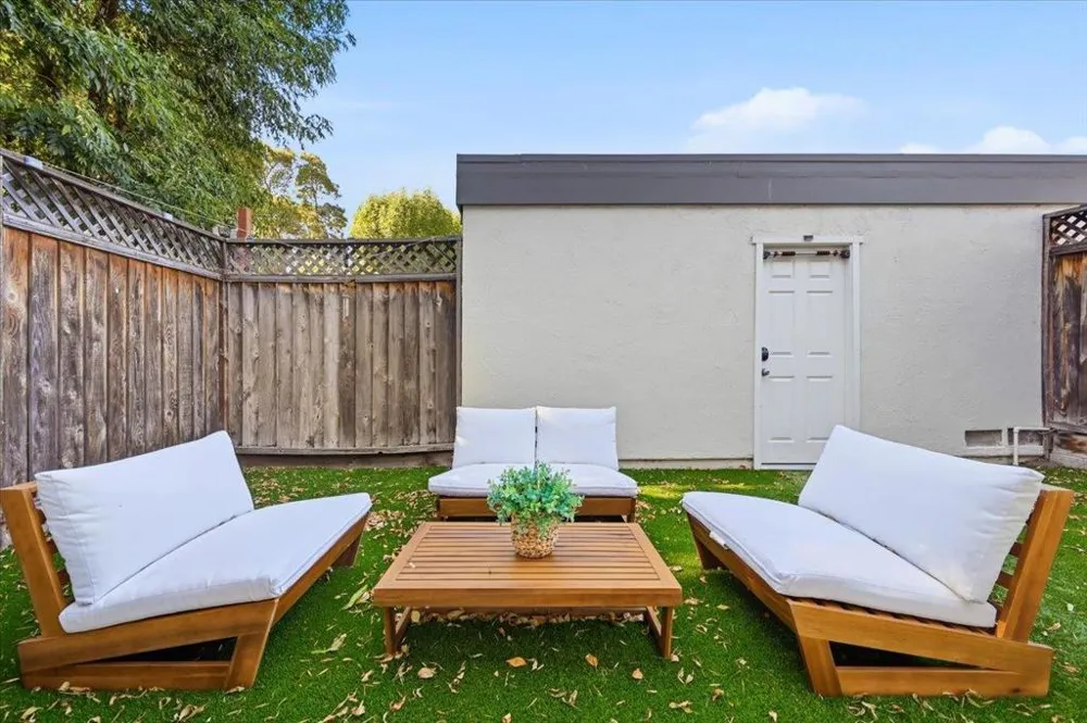 2175 Meadowgate Way San Jose, CA 95132