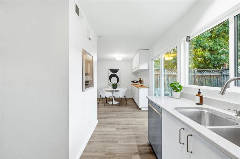2175 Meadowgate Way San Jose, CA 95132
