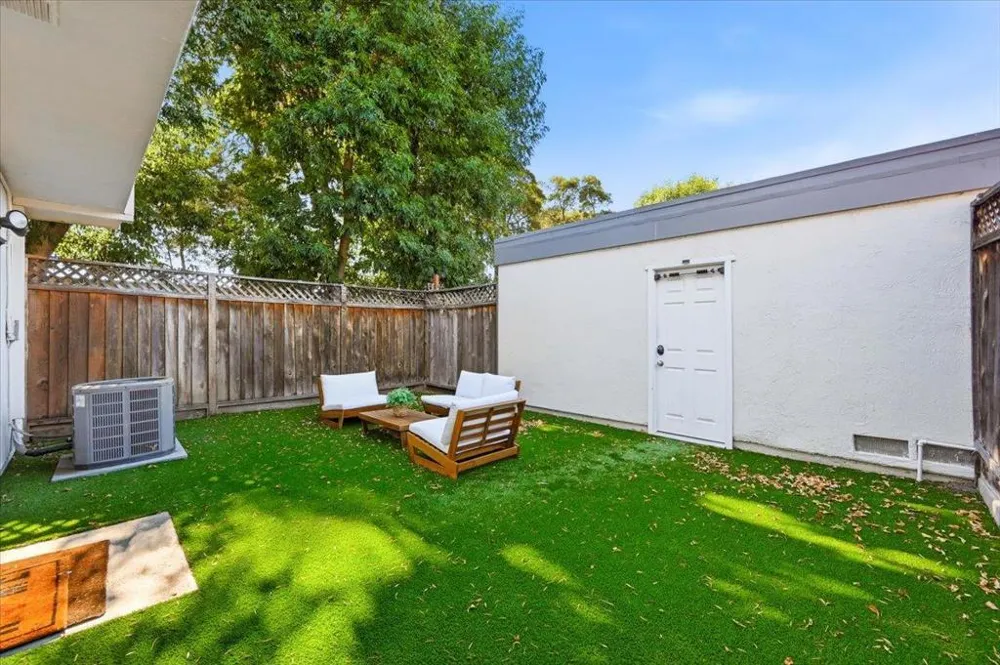 2175 Meadowgate Way San Jose, CA 95132