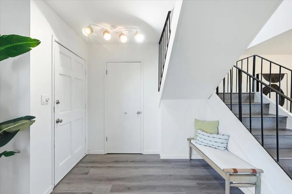 2175 Meadowgate Way San Jose, CA 95132
