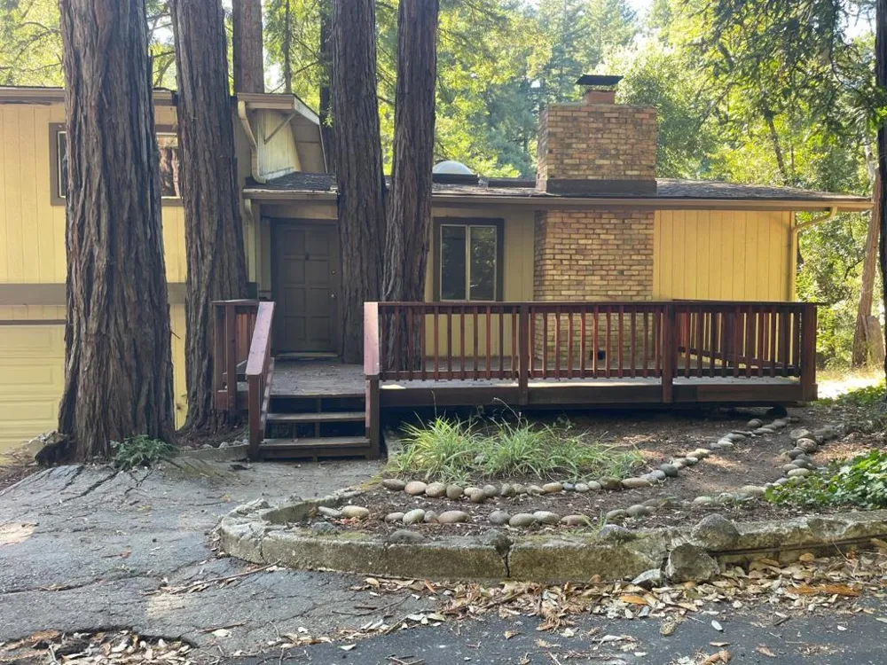 11045 Riverside Road Brookdale, CA 95007