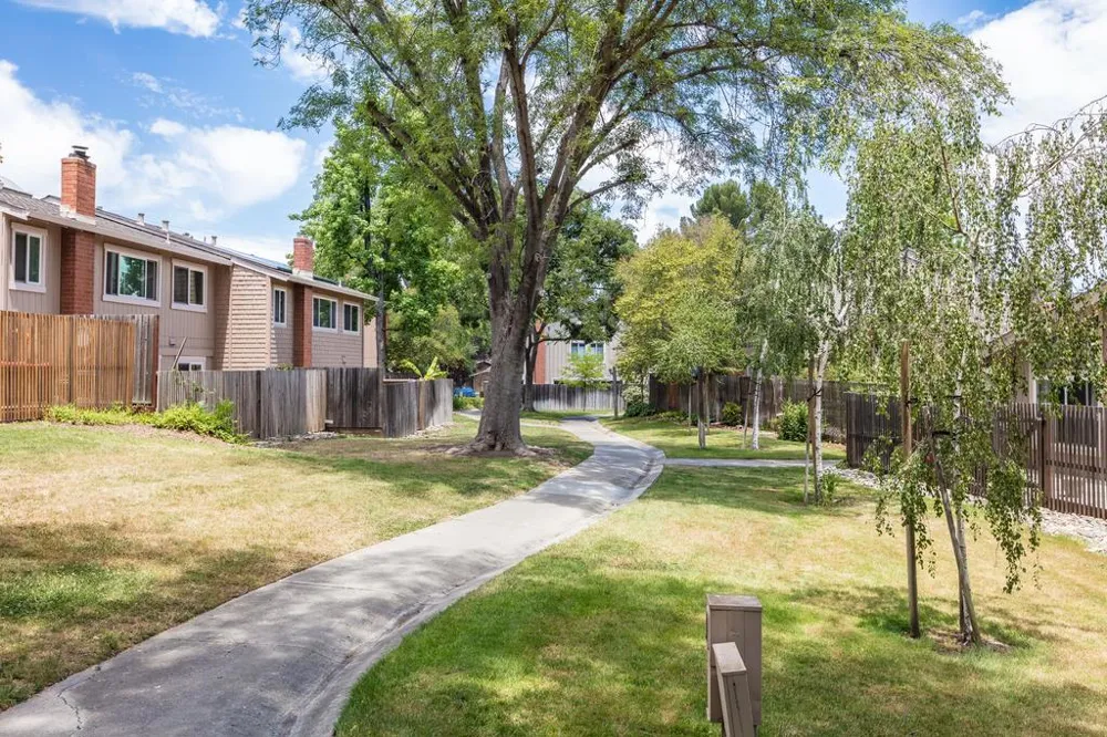 22963 Longdown Road Cupertino, CA 95014