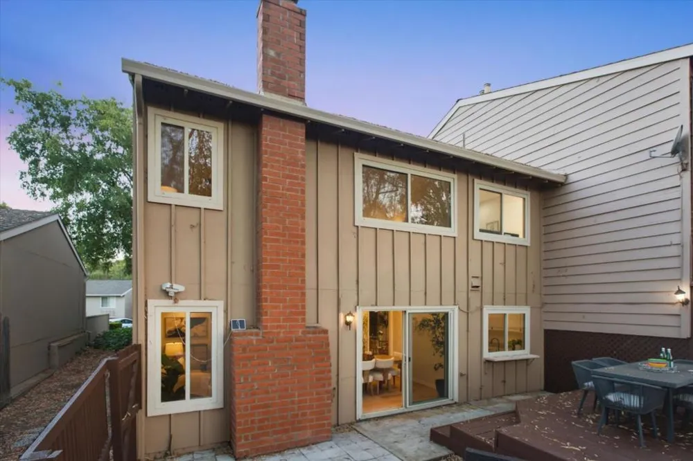 22963 Longdown Road Cupertino, CA 95014
