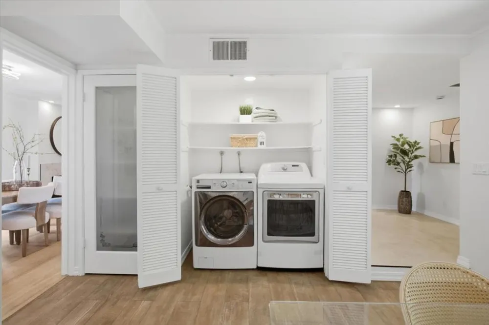 22963 Longdown Road Cupertino, CA 95014