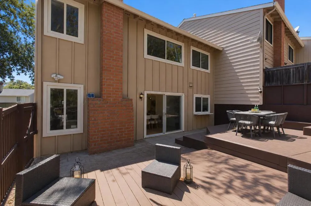 22963 Longdown Road Cupertino, CA 95014