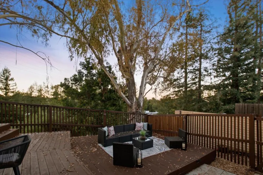 22963 Longdown Road Cupertino, CA 95014