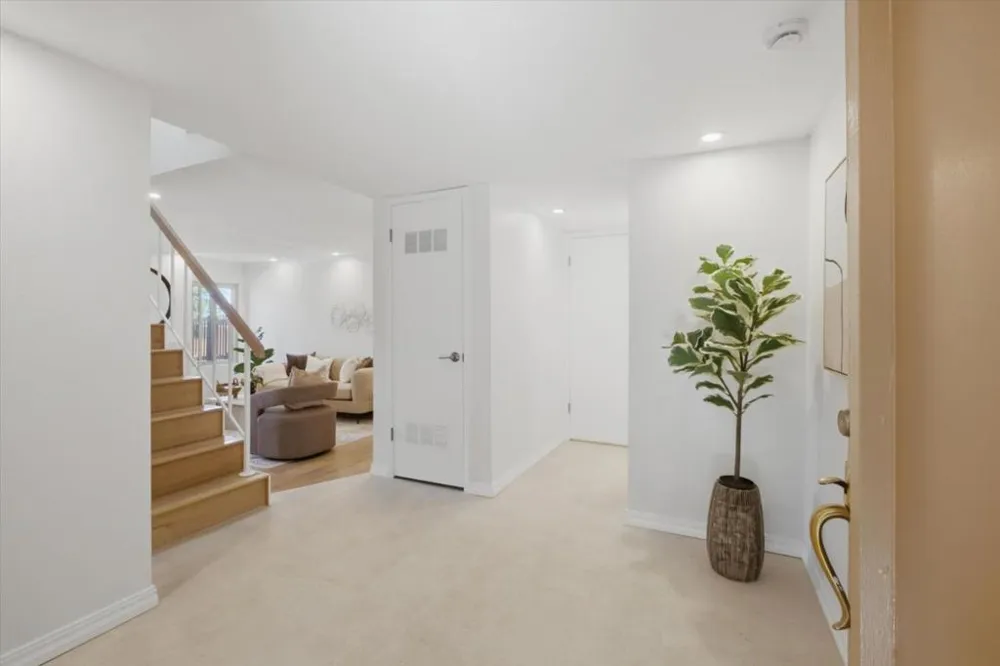22963 Longdown Road Cupertino, CA 95014