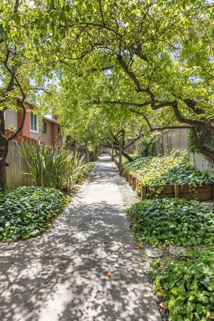 22963 Longdown Road Cupertino, CA 95014