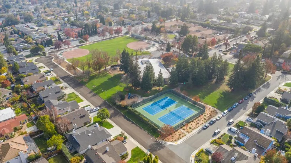 22963 Longdown Road Cupertino, CA 95014