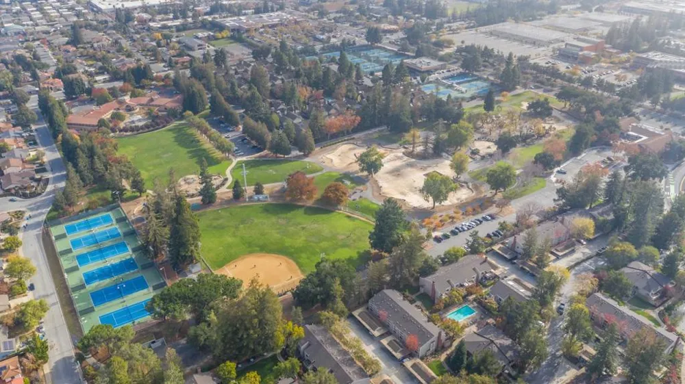 22963 Longdown Road Cupertino, CA 95014