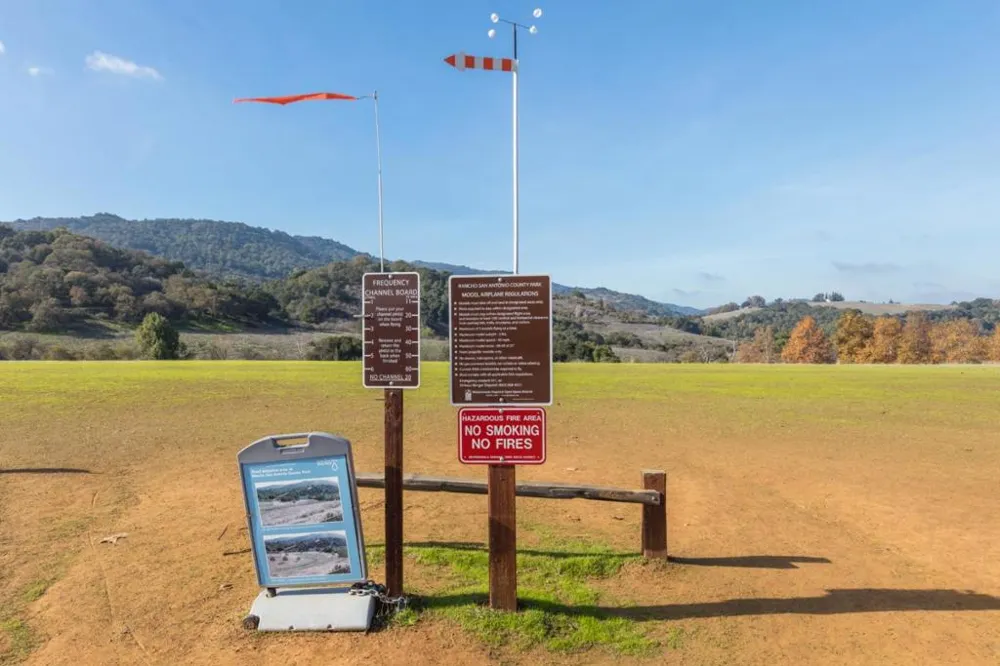 22963 Longdown Road Cupertino, CA 95014