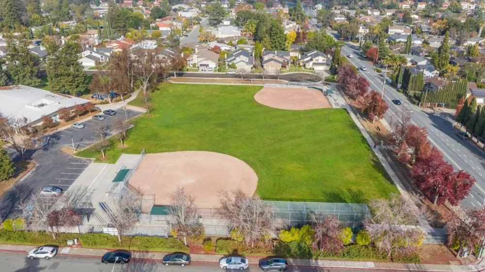22963 Longdown Road Cupertino, CA 95014