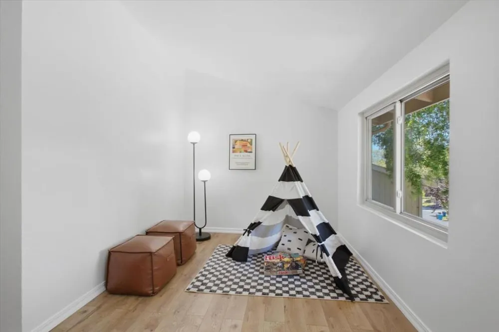22963 Longdown Road Cupertino, CA 95014