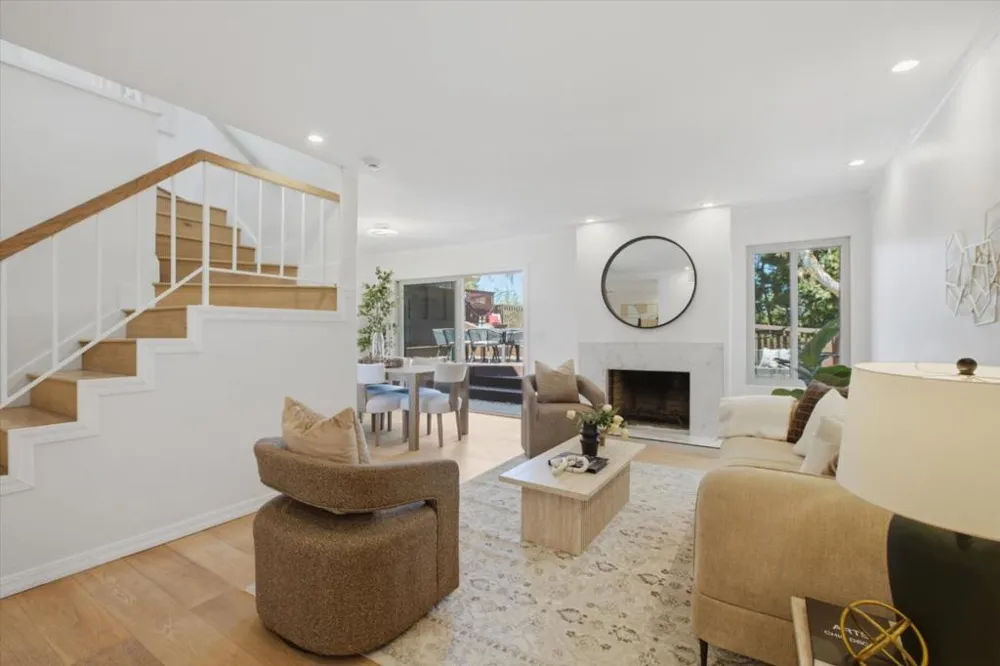 22963 Longdown Road Cupertino, CA 95014