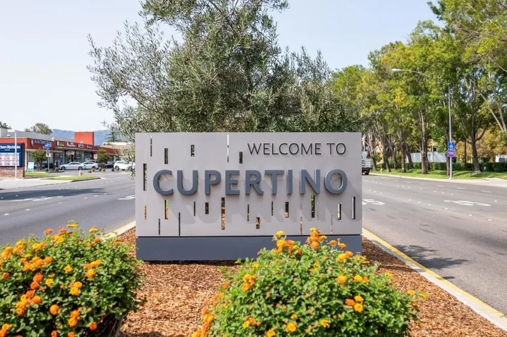 22963 Longdown Road Cupertino, CA 95014