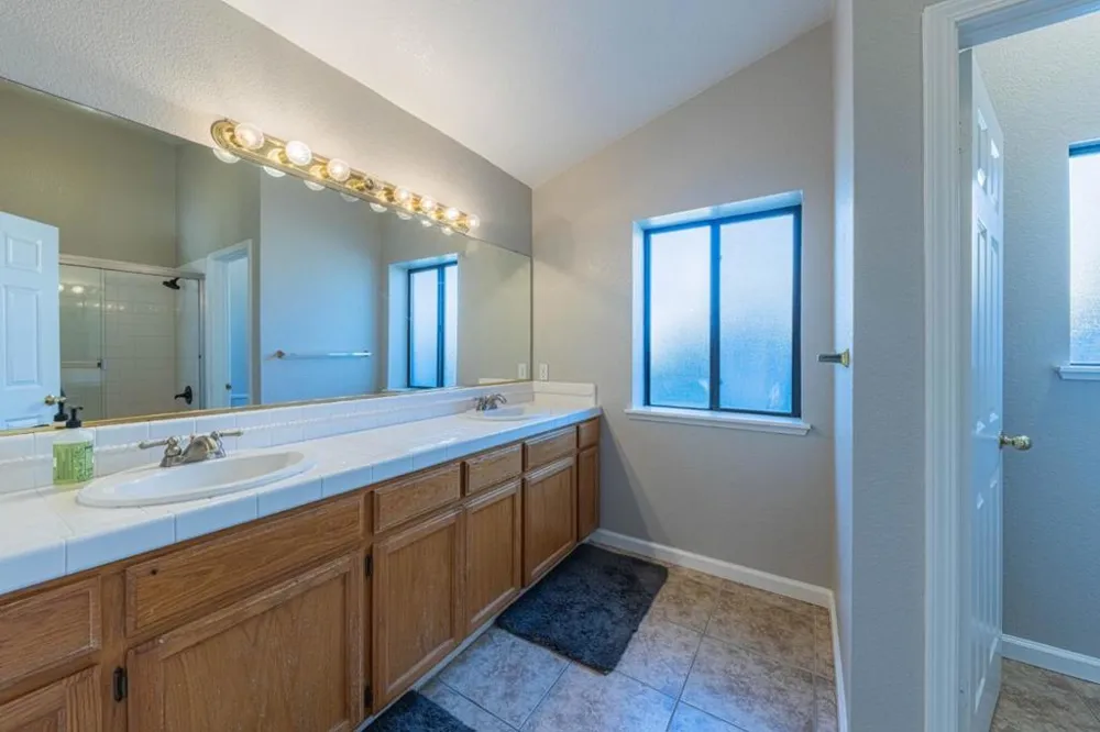 746 Nacional Court Salinas, CA 93901