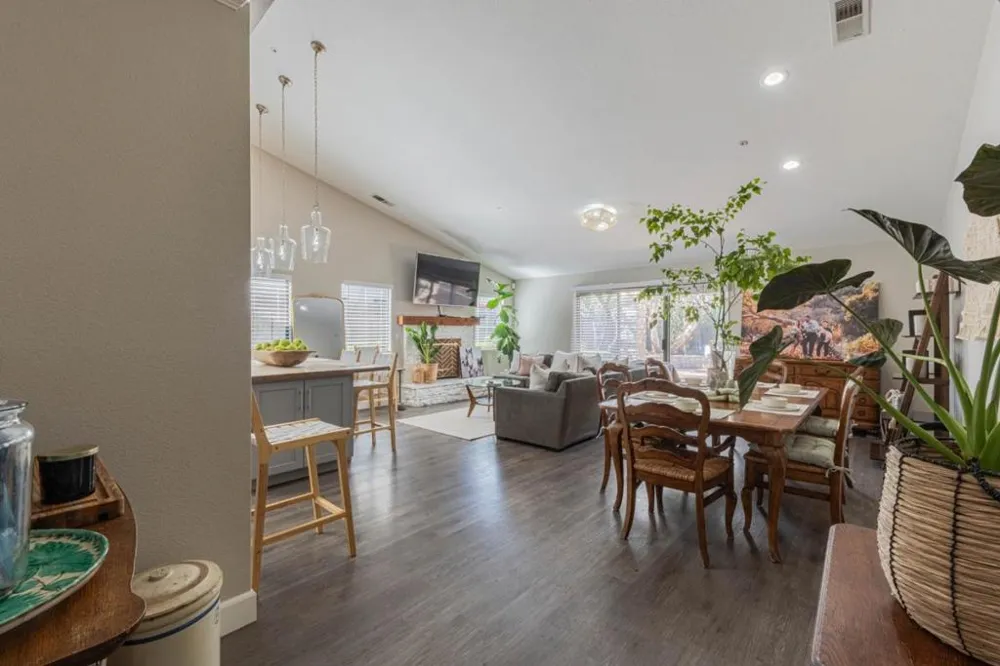 746 Nacional Court Salinas, CA 93901