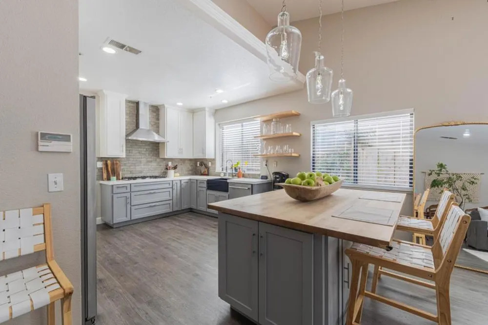 746 Nacional Court Salinas, CA 93901
