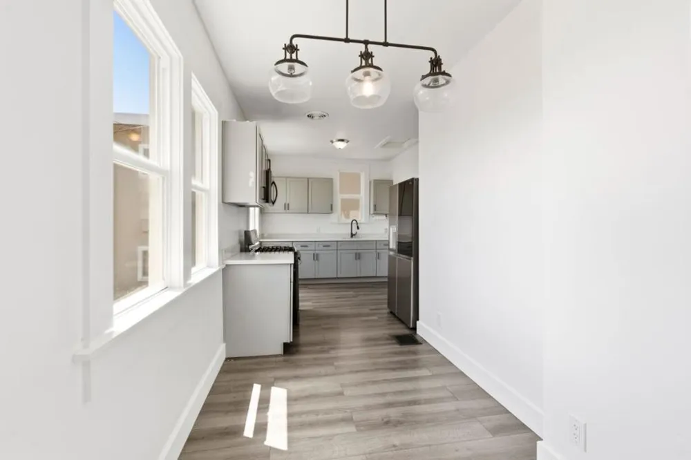 523 Baden Avenue South San Francisco, CA 94080