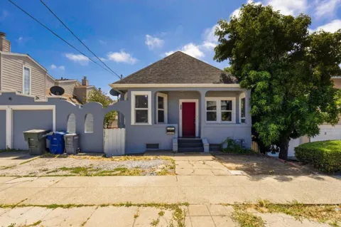 523 Baden Avenue