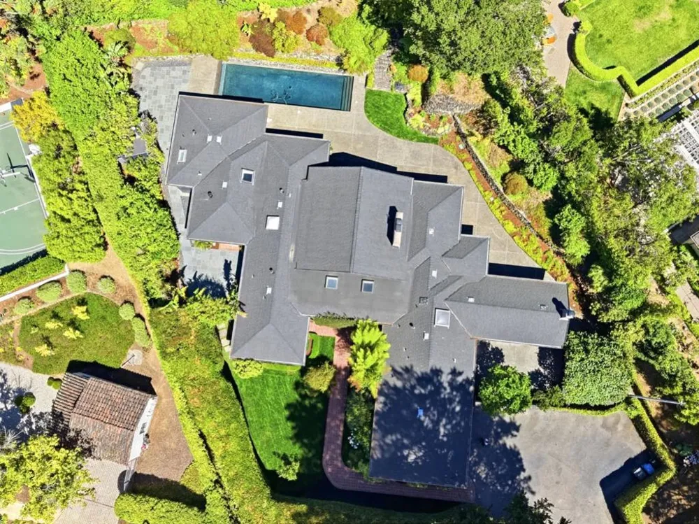 820 Eucalyptus Avenue Hillsborough, CA 94010