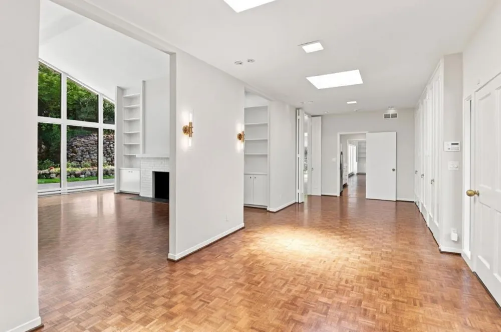 820 Eucalyptus Avenue Hillsborough, CA 94010
