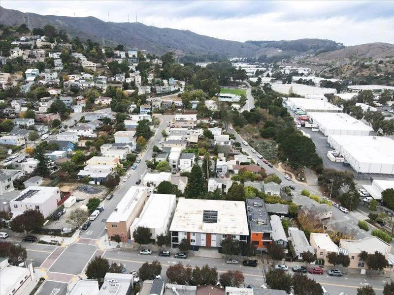 18 Visitacion Avenue Brisbane, CA 94005