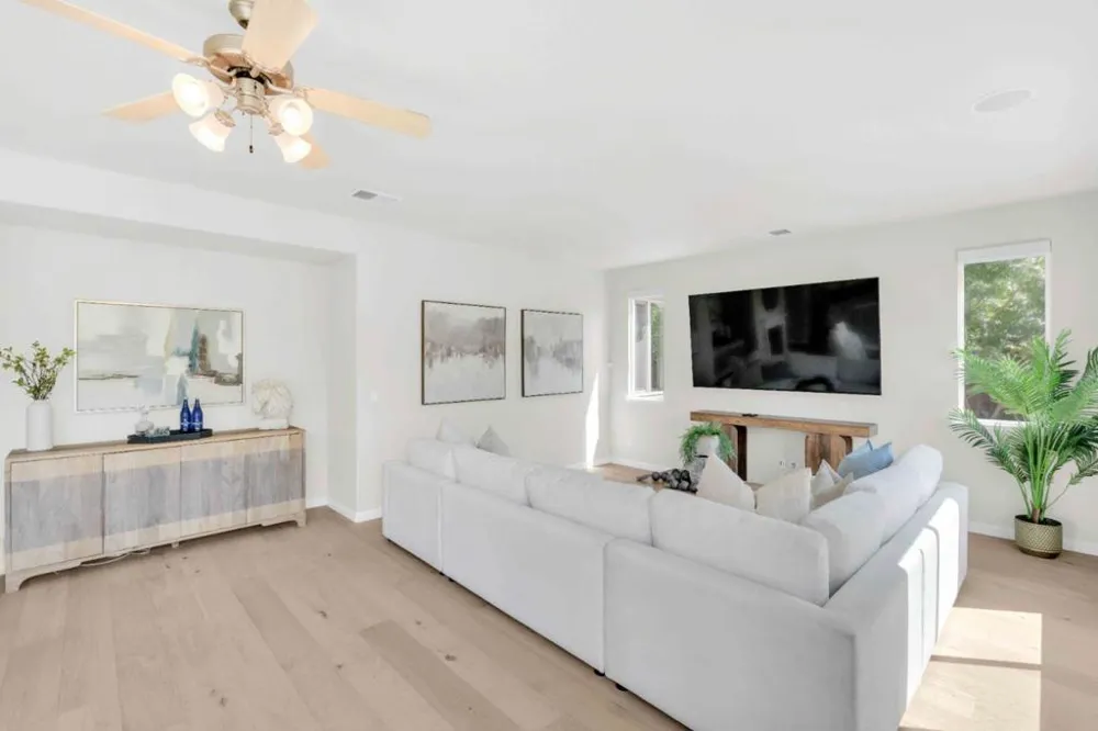 190 Fennel Court Morgan Hill, CA 95037