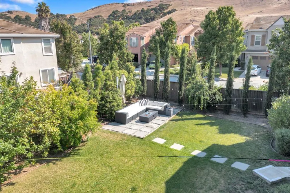 190 Fennel Court Morgan Hill, CA 95037