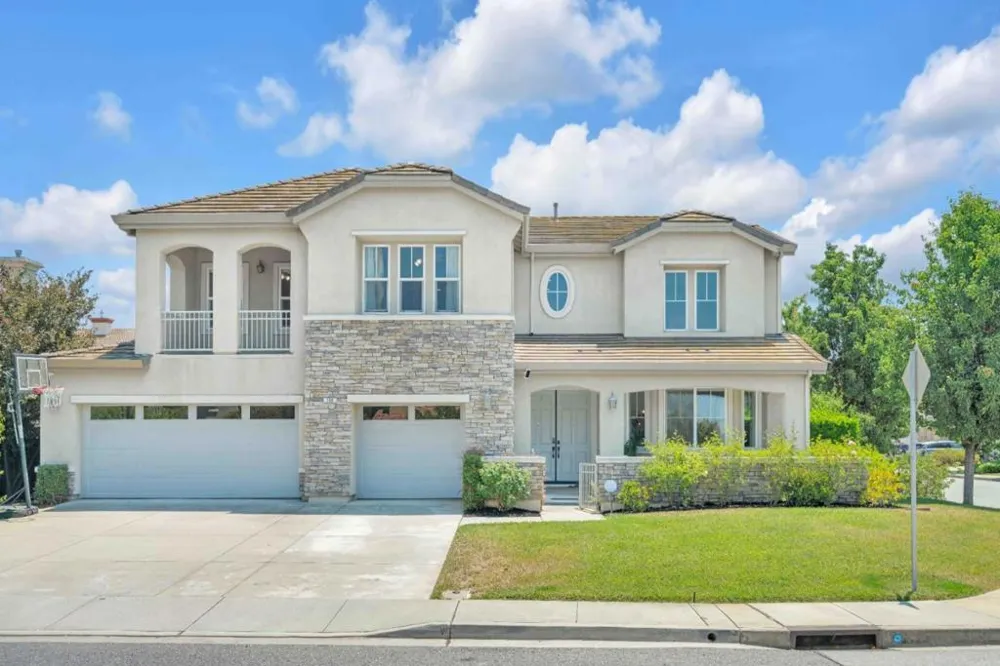190 Fennel Court Morgan Hill, CA 95037