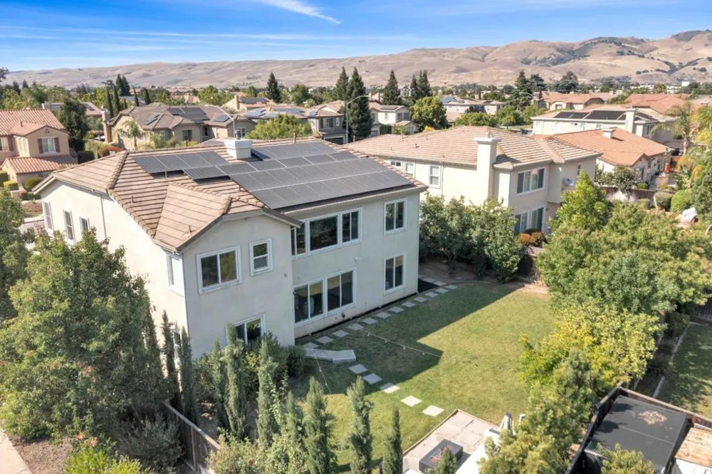 190 Fennel Court Morgan Hill, CA 95037
