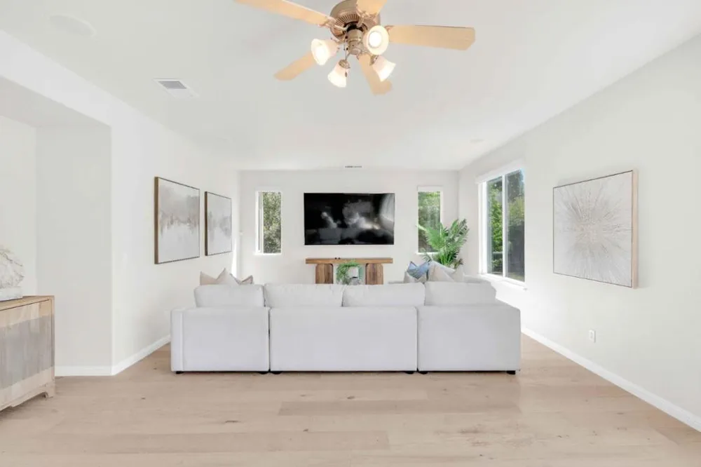 190 Fennel Court Morgan Hill, CA 95037