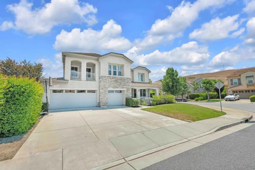 190 Fennel Court Morgan Hill, CA 95037