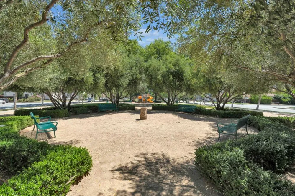 190 Fennel Court Morgan Hill, CA 95037