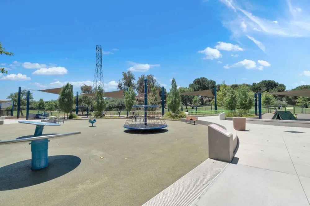190 Fennel Court Morgan Hill, CA 95037