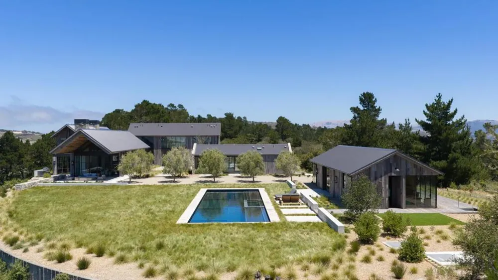 38 Tehama Carmel, CA 93923