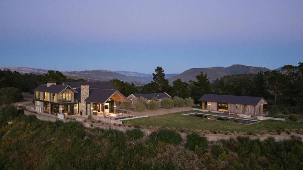 38 Tehama Carmel, CA 93923