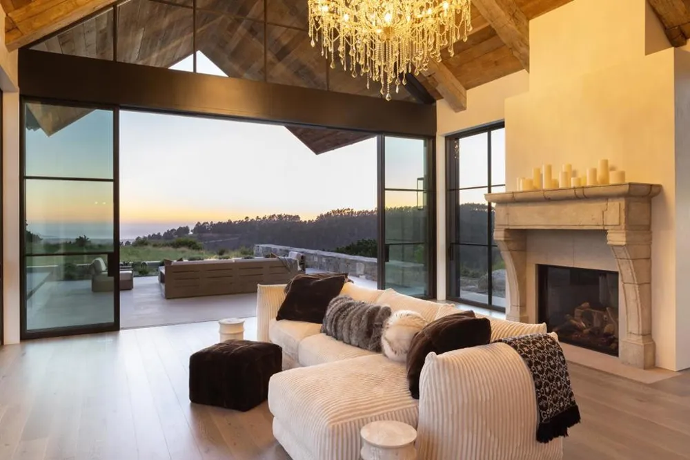 38 Tehama Carmel, CA 93923