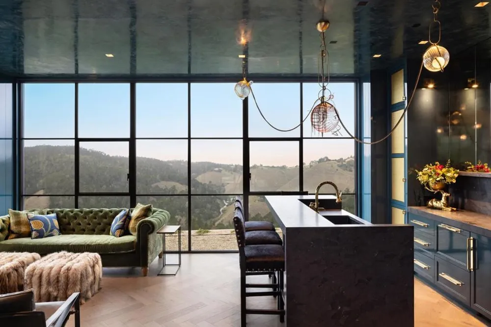 38 Tehama Carmel, CA 93923