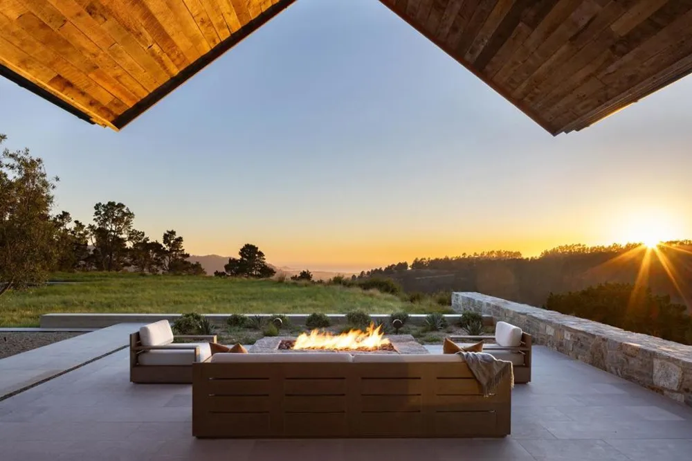 38 Tehama Carmel, CA 93923