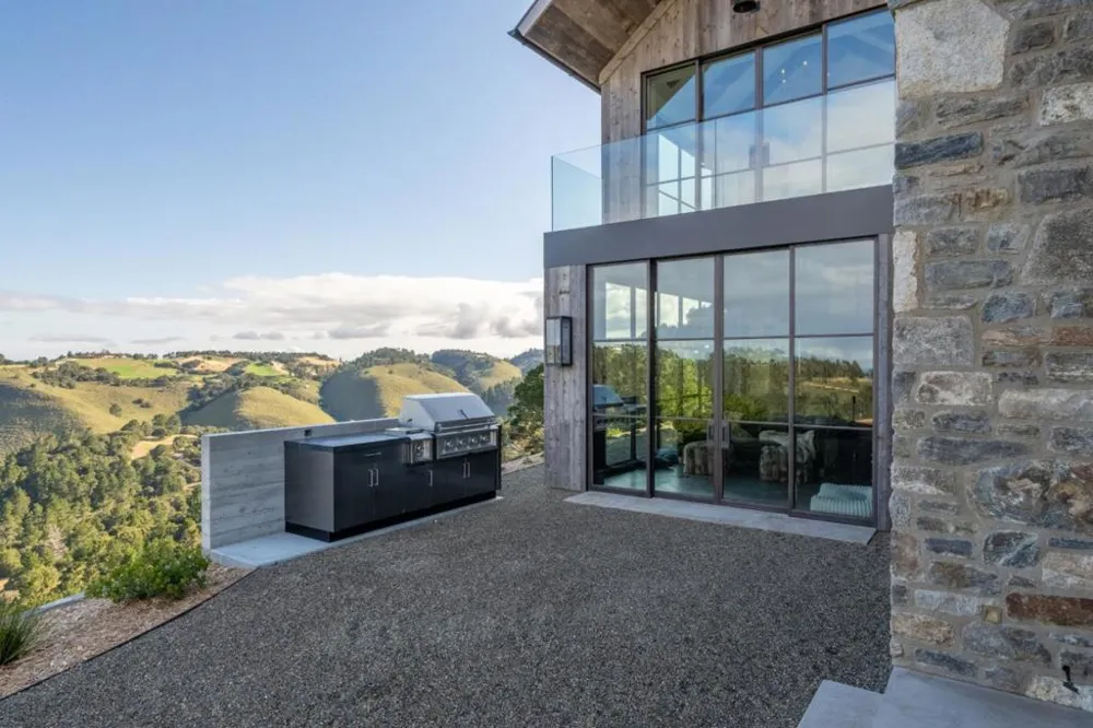 38 Tehama Carmel, CA 93923