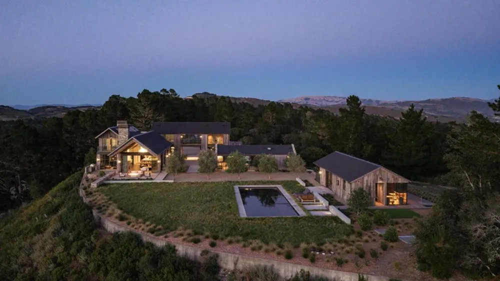 38 Tehama Carmel, CA 93923