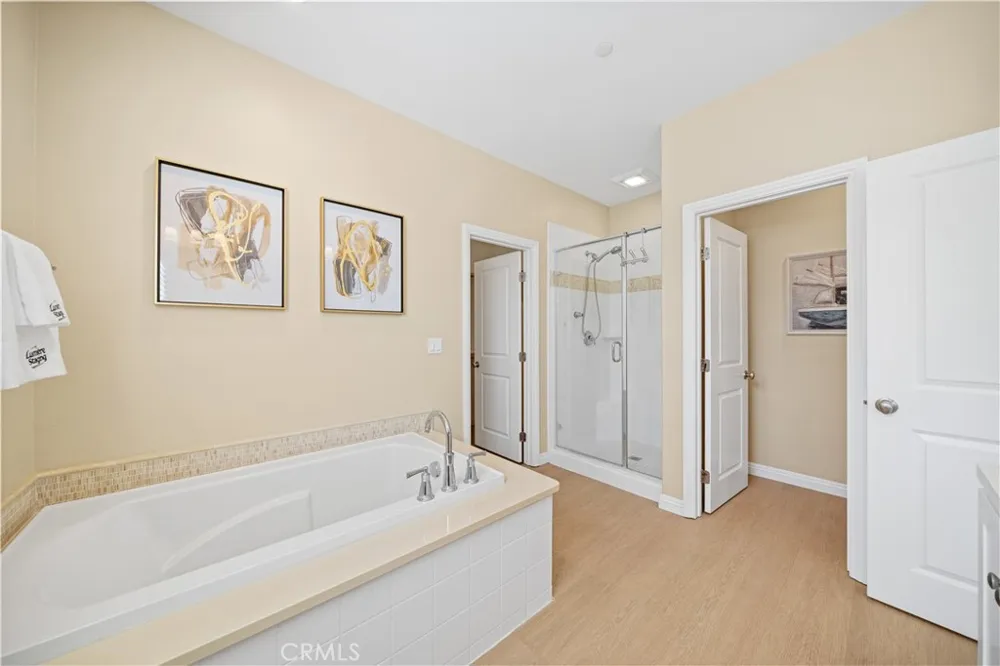 190 Crescent Moon Irvine, CA 92602