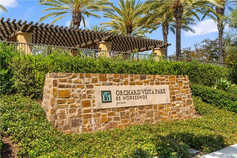 190 Crescent Moon Irvine, CA 92602