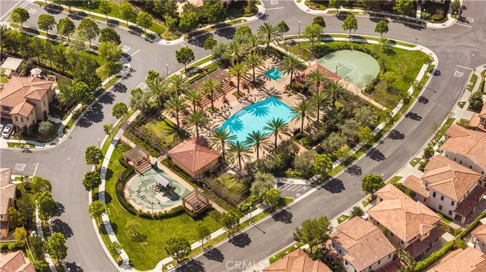 190 Crescent Moon Irvine, CA 92602