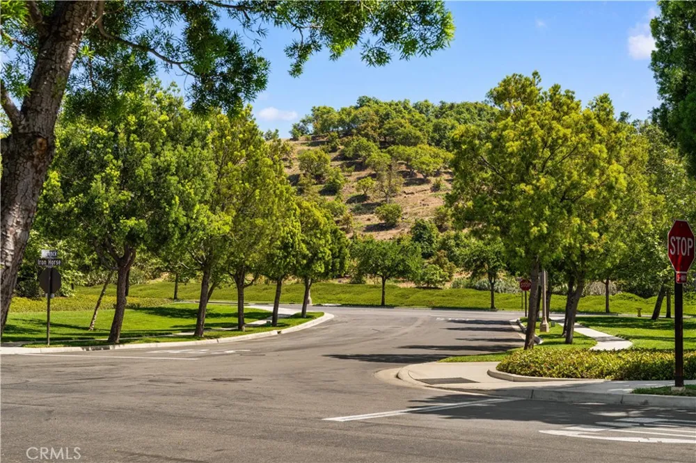 190 Crescent Moon Irvine, CA 92602
