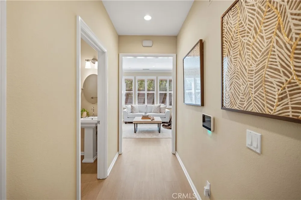 190 Crescent Moon Irvine, CA 92602