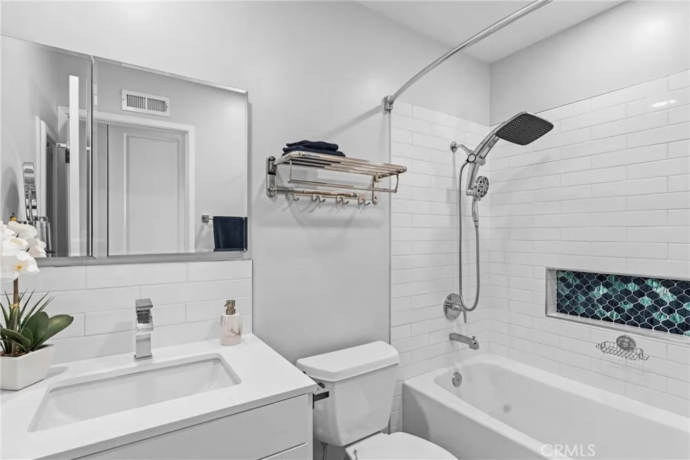 7946 Aqua Mansa Road San Diego, CA 92126